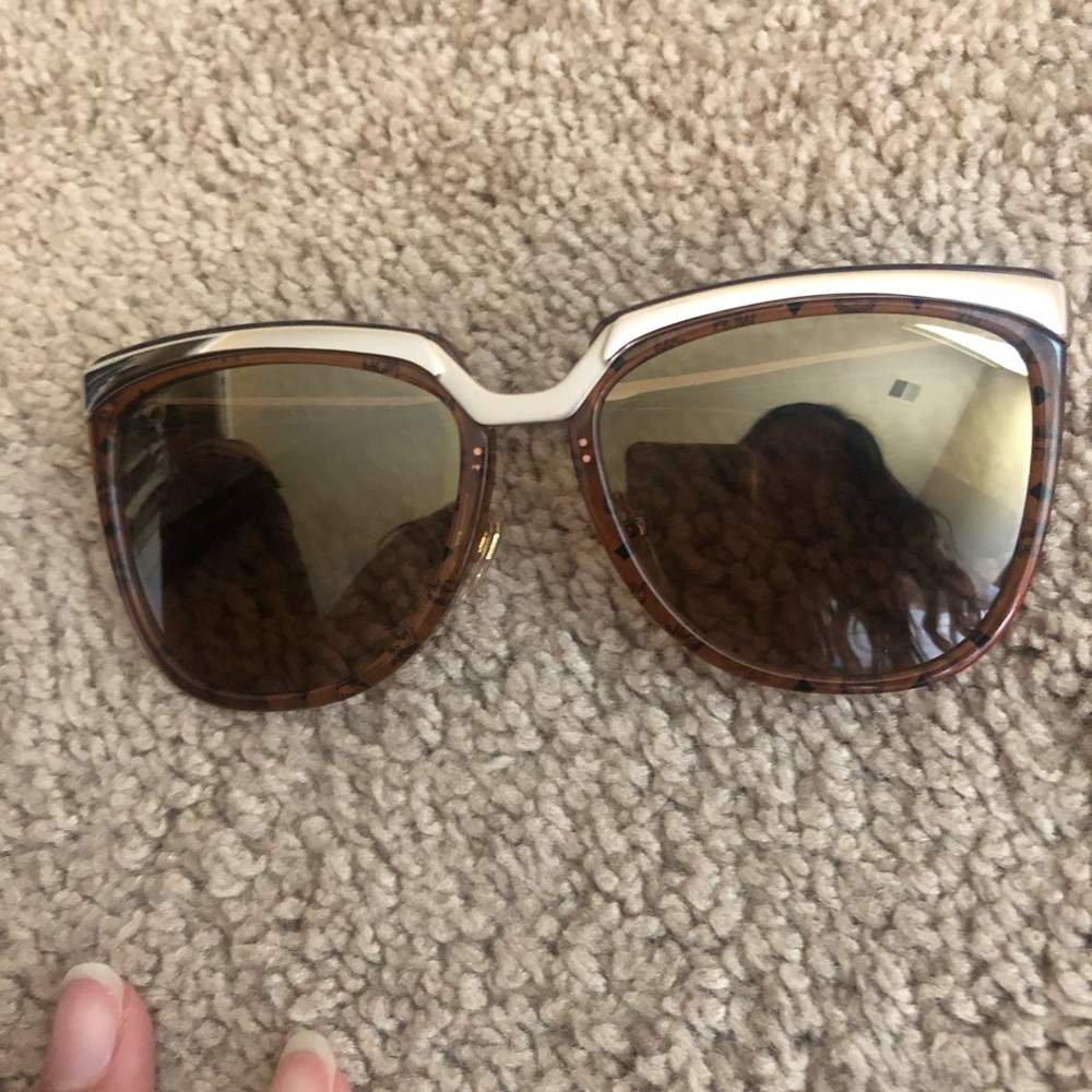 HOLD!!!!! New mcm sunglasses